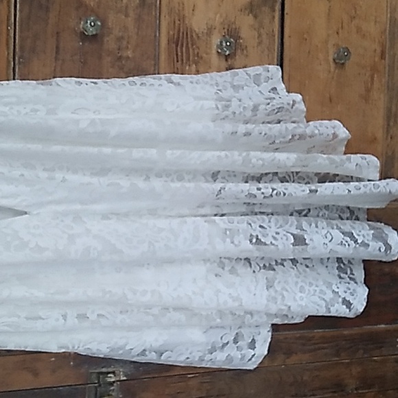 WHITE Never Worn Sleeveless Hi-Lo Vneck Dress - Picture 7 of 7